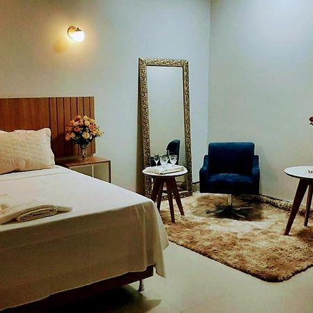 Hotel Plaza Pontes E Lacerda Eksteriør bilde