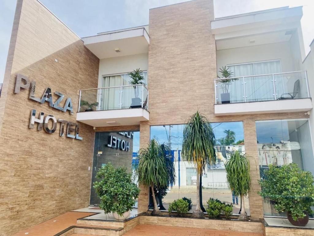 Hotel Plaza Pontes E Lacerda Eksteriør bilde