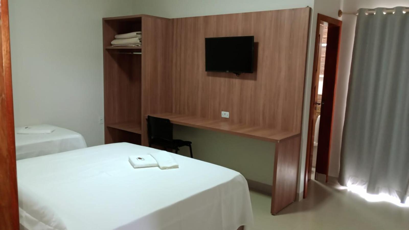 Hotel Plaza Pontes E Lacerda Eksteriør bilde
