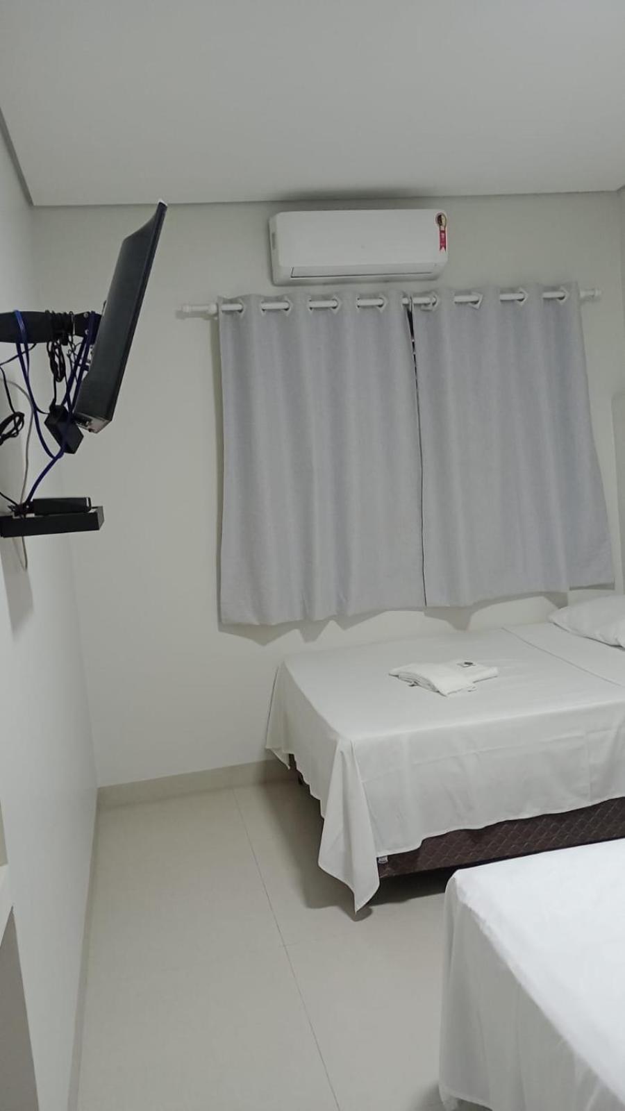 Hotel Plaza Pontes E Lacerda Eksteriør bilde